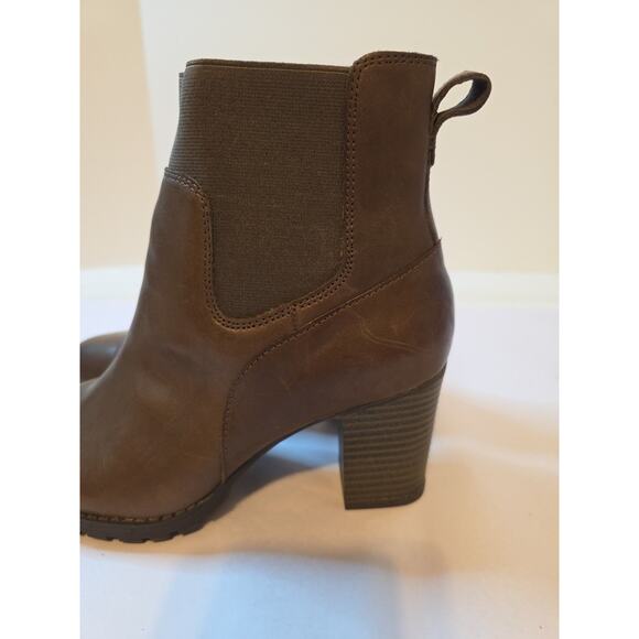 Clarks Women's 7 M Brown Leather Ankle Boots Pull On High Heel Block - Picture 5 of 11